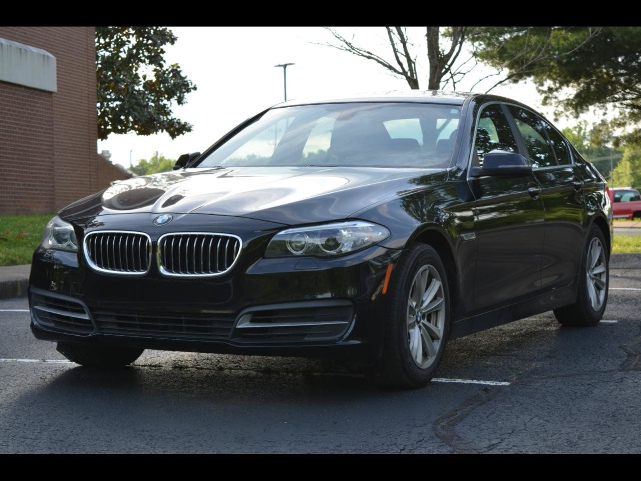 Used 2014 BMW 528i Sedan RWD image 1
