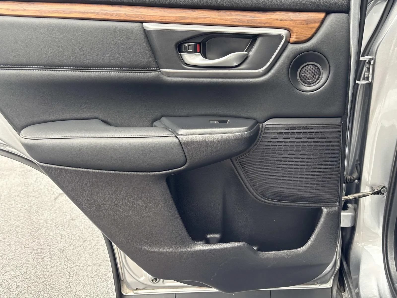 Used 2020 Honda CR-V EX-L image 19