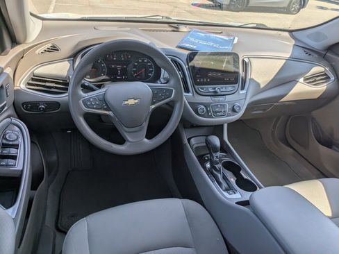 Used 2023 Chevrolet Malibu LS FWD image 15