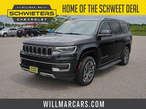 Used 2024 Jeep Wagoneer Series II AWD/4WD image 1