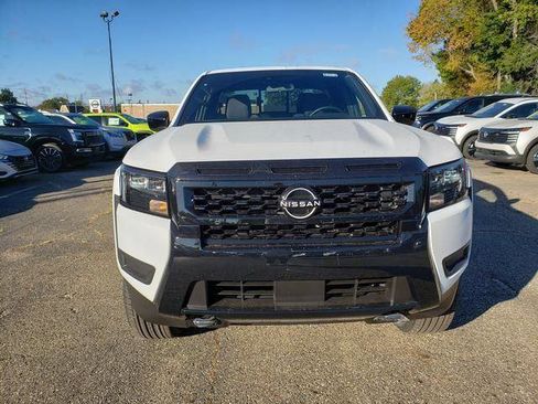 New 2026 Nissan Frontier SV w/ Tow Package AWD/4WD image 10