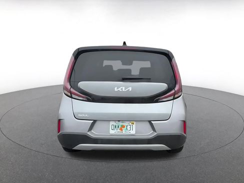 Used 2025 Kia Soul LX w/ LX Technology Package image 12