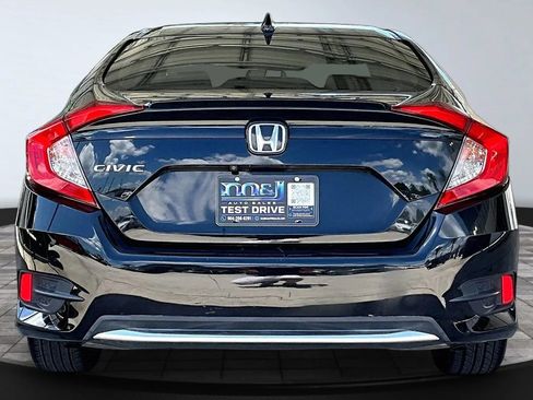 Used 2020 Honda Civic EX image 5
