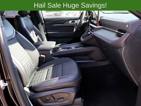 Used 2025 Ford Explorer ST-Line AWD/4WD image 13