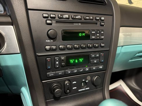 Used 2002 Ford Thunderbird image 53