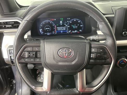 Used 2024 Toyota Tacoma TRD Off-Road image 25