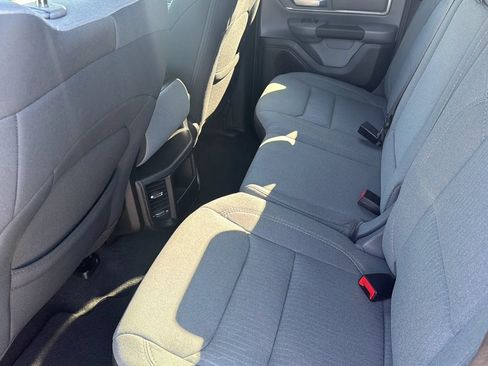 Used 2021 RAM 1500 Big Horn RWD image 9