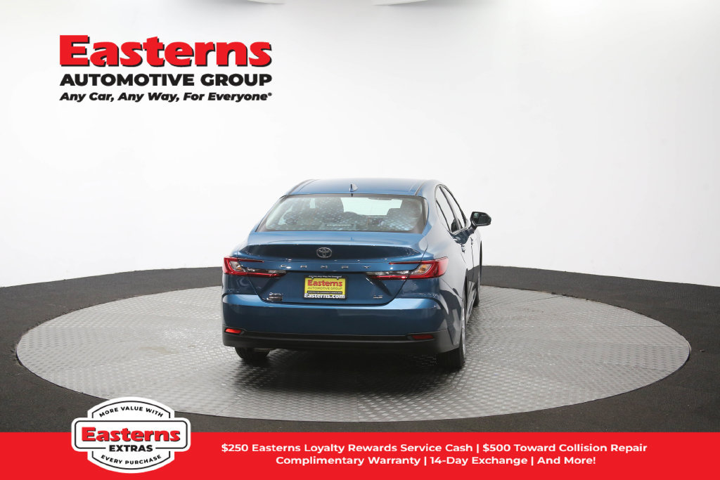 Used 2025 Toyota Camry LE FWD image 38