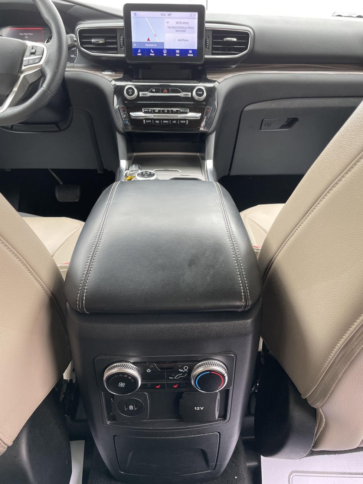 Used 2024 Ford Explorer Limited AWD/4WD image 14