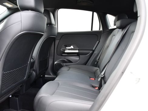 Used 2023 Mercedes-Benz GLA 250 image 21