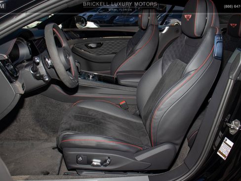 Used 2025 Bentley Continental GT Speed image 6