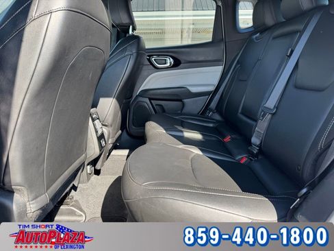 Used 2025 Jeep Compass Limited image 40