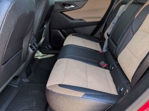 New 2026 Chevrolet Equinox ACTIV w/ Convenience Package III FWD image 7