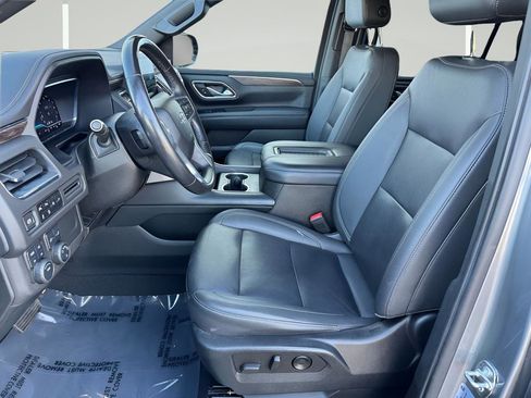 Used 2022 Chevrolet Suburban Z71 AWD/4WD image 10