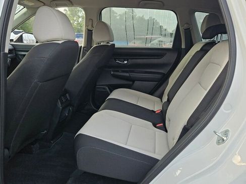 Used 2025 Honda CR-V LX image 8