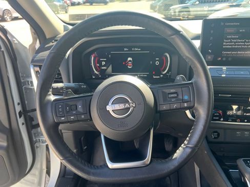 Certified 2024 Nissan Rogue SL w/ SL Premium Package image 16