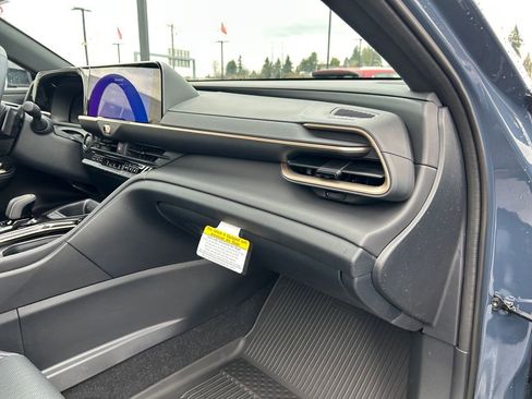 New 2026 Toyota Crown Signia image 26