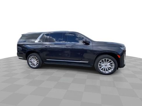 Used 2022 Cadillac Escalade ESV Premium Luxury AWD/4WD image 3