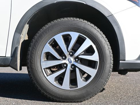 Used 2020 Subaru Outback Premium w/ Popular Package #1 image 13