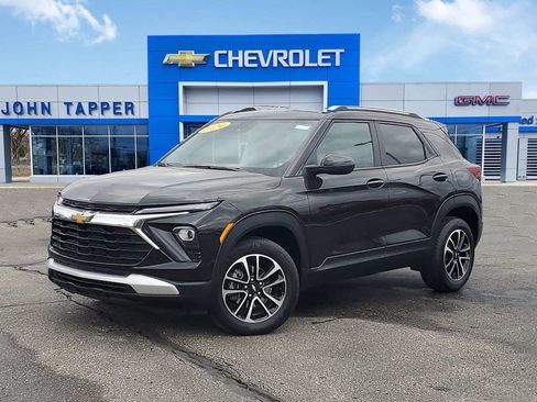 Used 2024 Chevrolet TrailBlazer LT image 1