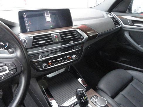 Used 2019 BMW X3 xDrive30i w/ Driving Assistance Package image 9
