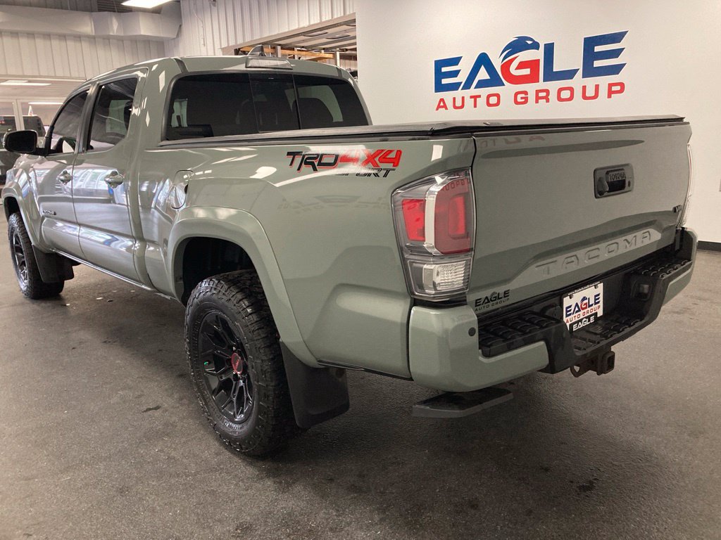 Used 2023 Toyota Tacoma TRD Sport w/ Technology Package AWD/4WD image 8