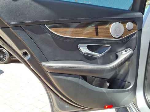 Used 2015 Mercedes-Benz C 300 4MATIC Sedan image 21