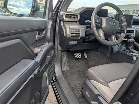 Used 2024 Toyota Tacoma TRD Sport image 6