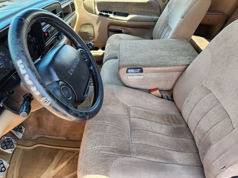 Used 1997 Dodge Ram 1500 Truck 2WD Club Cab image 14