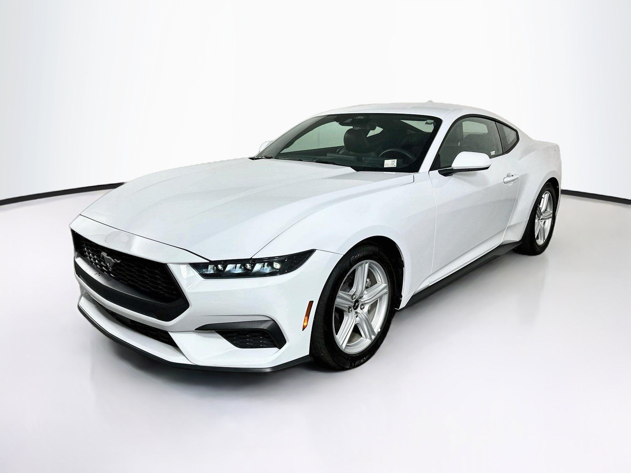 Used 2026 Ford Mustang Premium RWD image 3