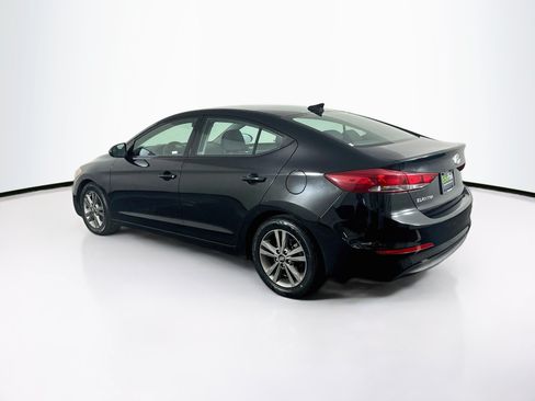 Used 2018 Hyundai Elantra Value Edition FWD image 5