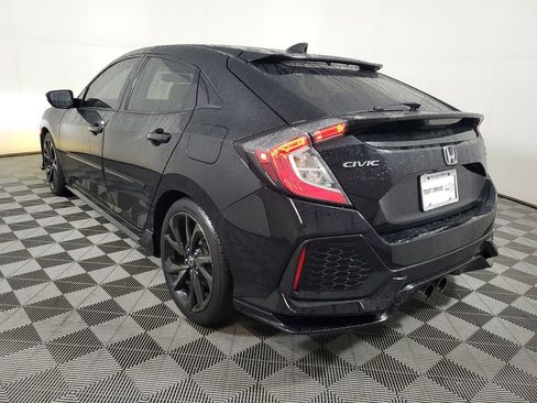 Used 2017 Honda Civic Sport Touring image 4