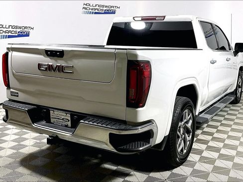 Used 2023 GMC Sierra 1500 SLT w/ SLT Premium Package RWD image 9