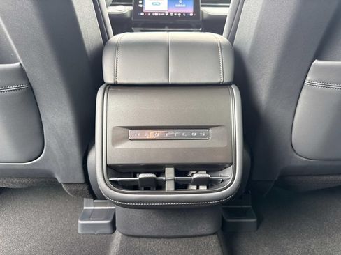 New 2026 Lincoln Nautilus Premier AWD/4WD image 16
