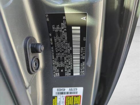 Used 2011 Toyota Sienna XLE image 26