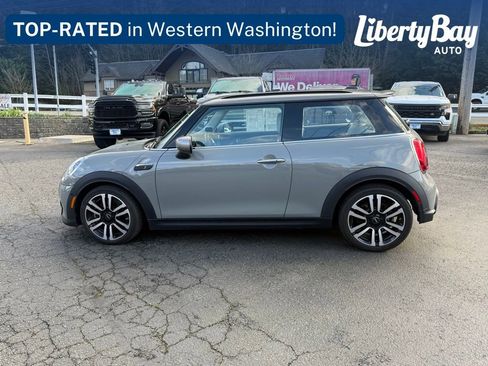 Used 2023 MINI Cooper S w/ Driver Assistance Package image 8