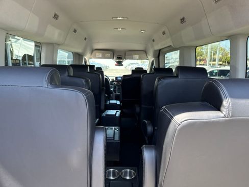 Used 2021 Ford Transit 350 XLT RWD image 25