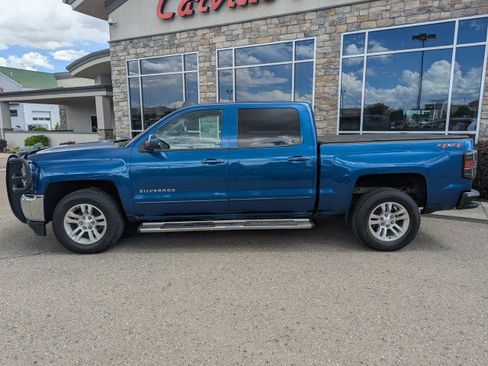 Used 2018 Chevrolet Silverado 1500 LT w/ All Star Edition AWD/4WD image 2