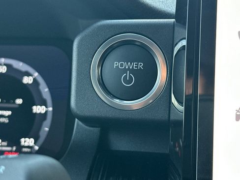 New 2025 Toyota 4Runner 4WD image 21