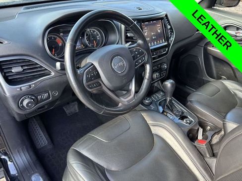 Used 2021 Jeep Cherokee Limited w/ Mopar Interior Package image 9