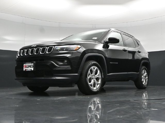 Certified 2024 Jeep Compass Latitude AWD/4WD image 56