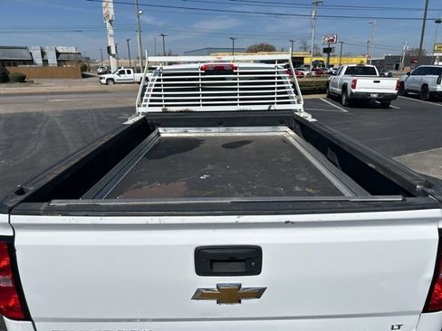 Used 2018 Chevrolet Silverado 2500 LT w/ LT Fleet Convenience Package image 9