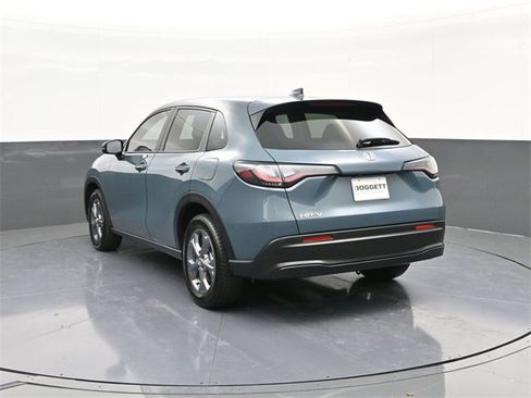 Certified 2026 Honda HR-V LX image 8