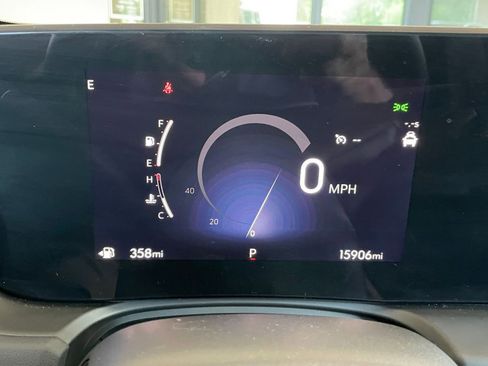 Used 2025 Buick Encore GX Preferred image 38