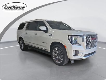 Used 2022 GMC Yukon XL Denali w/ Denali Ultimate Package