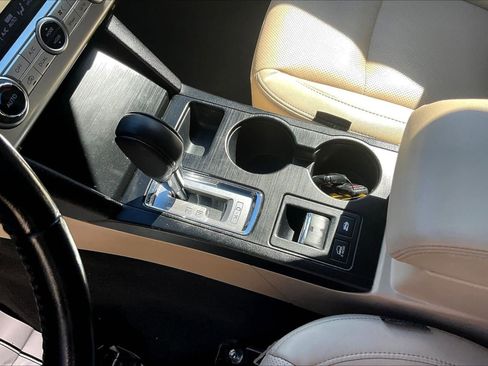 Used 2015 Subaru Outback 2.5i Limited image 17