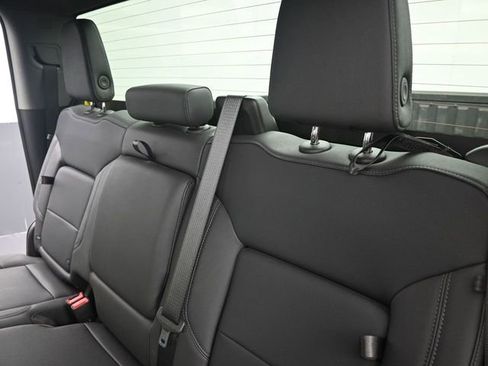 Used 2026 GMC Sierra 1500 SLT AWD/4WD image 24