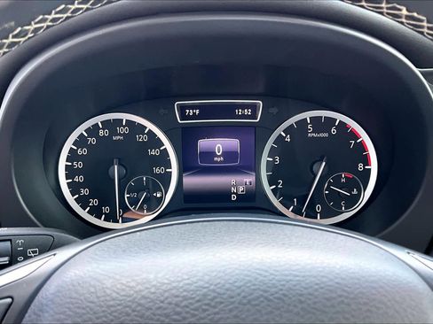 Used 2019 INFINITI QX30 w/ Navigation Package image 22