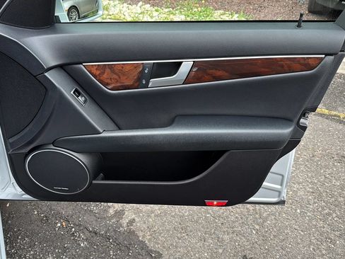 Used 2014 Mercedes-Benz C 300 4MATIC Sedan image 20