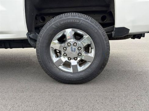 Used 2016 Chevrolet Silverado 2500 W/T w/ Snow Plow Prep Package AWD/4WD image 11